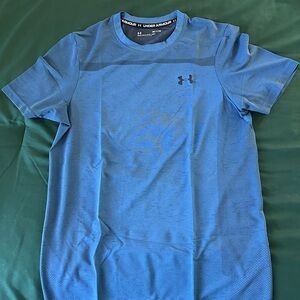 Under Armour Men's Short Sleeve Blue Tee